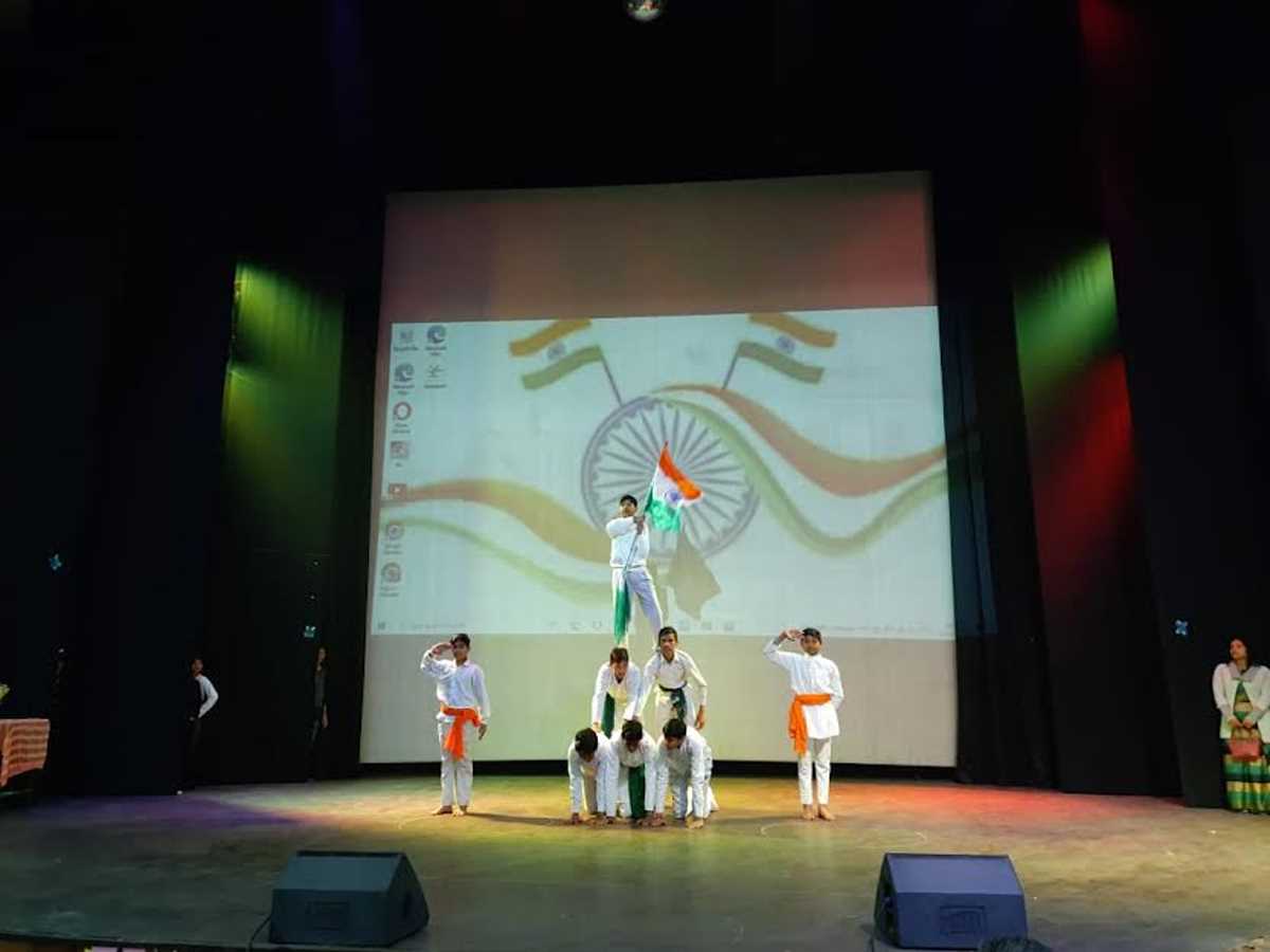 गौतमबुद्ध बालक इंटर कॉलेज में देशभक्ति कार्यक्रम का आयोजन गौतमबुद्ध बालक इंटर कॉलेज में देशभक्ति कार्यक्रम का आयोजन